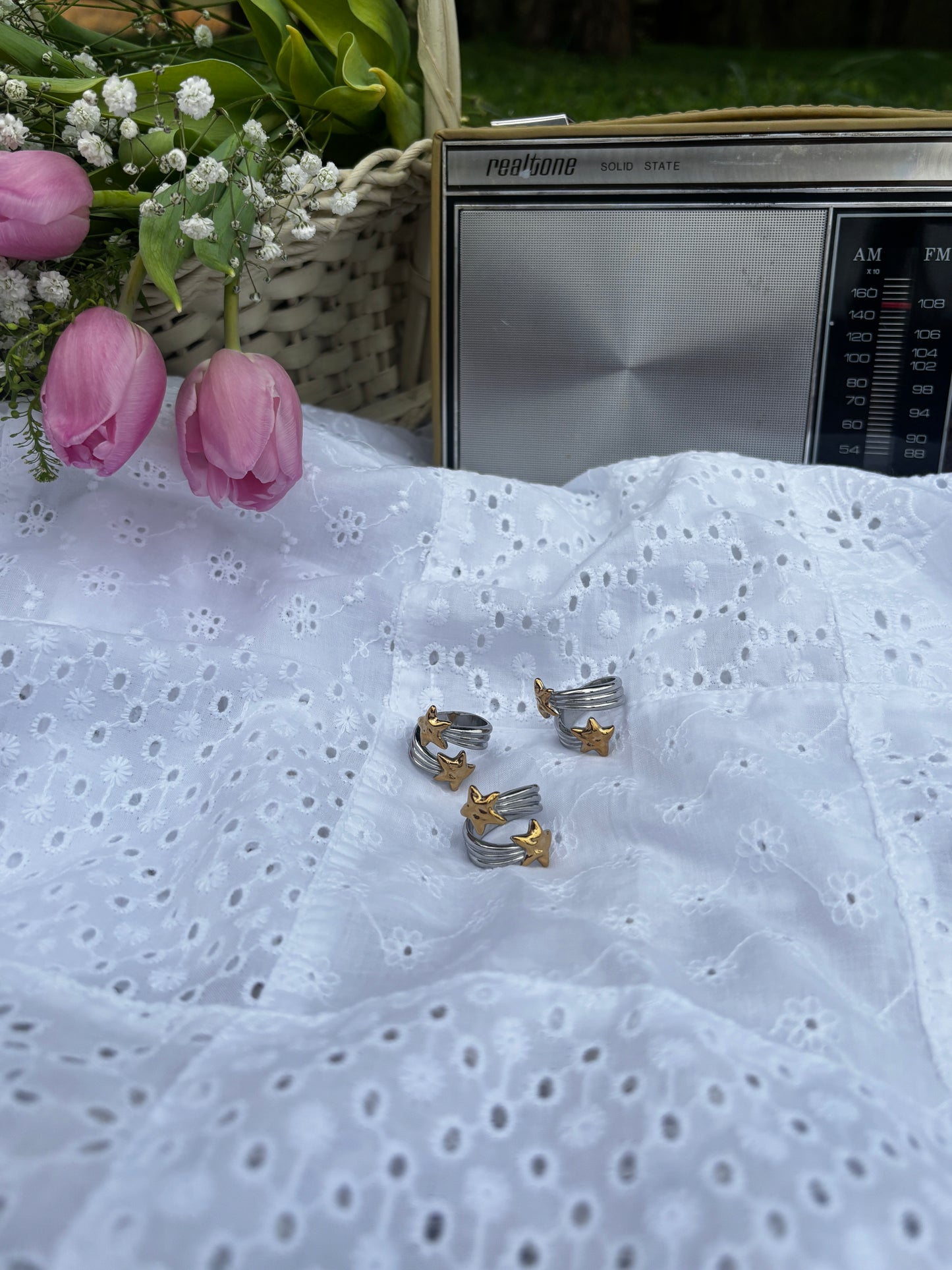 The Twin Star Ring